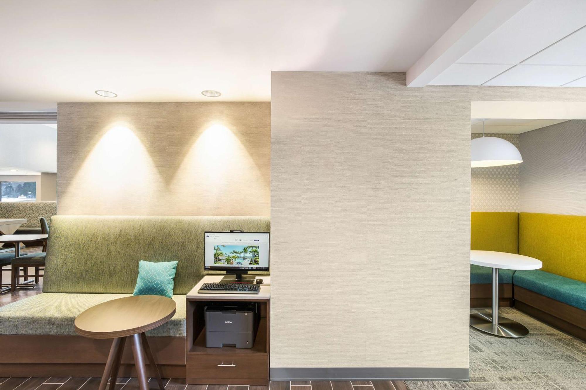 Hampton Inn & Suites هوتون المظهر الخارجي الصورة
