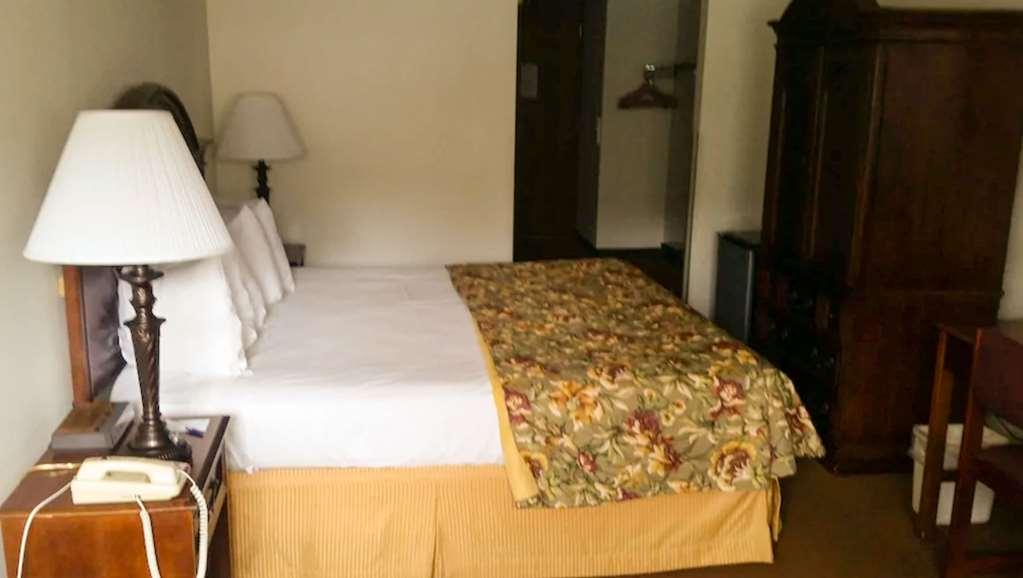 Hampton Inn & Suites هوتون الغرفة الصورة